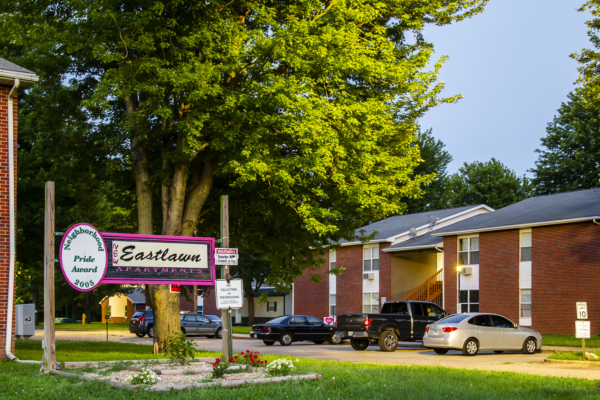 New EastLawn Apartments (NELA)<br />
Jacksonville, Illinois